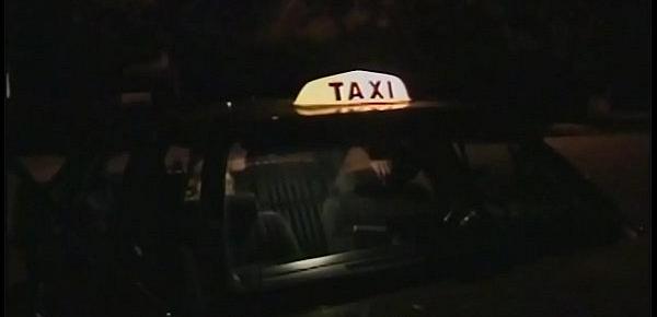 trendsThe taxi driver fucks the beautiful excited blonde